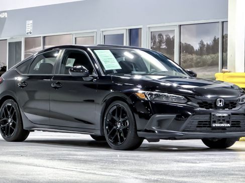 Used 2024 Honda Civic Sport image 7