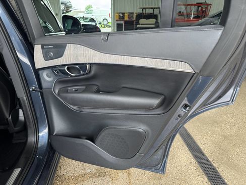 Used 2022 Volvo XC90 T8 Inscription w/ Advanced Package image 40