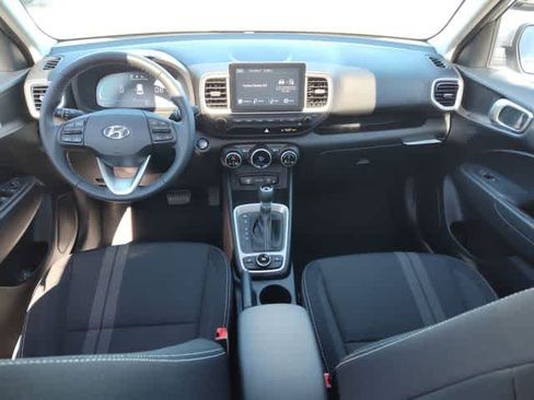 New 2026 Hyundai Venue SEL image 13