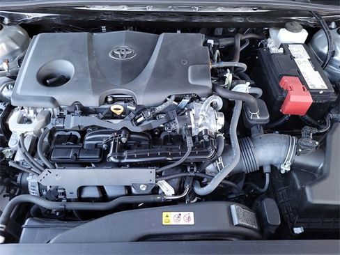 Used 2023 Toyota Camry SE image 20