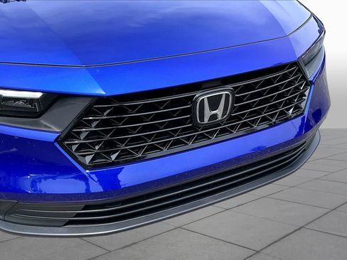Used 2025 Honda Accord Sport image 52