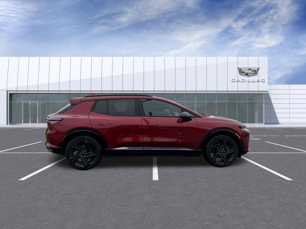 Used 2025 Chevrolet Equinox EV RS FWD image 2