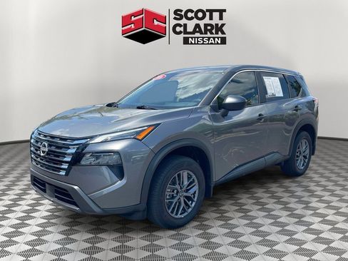 Used 2026 Nissan Rogue S FWD image 3
