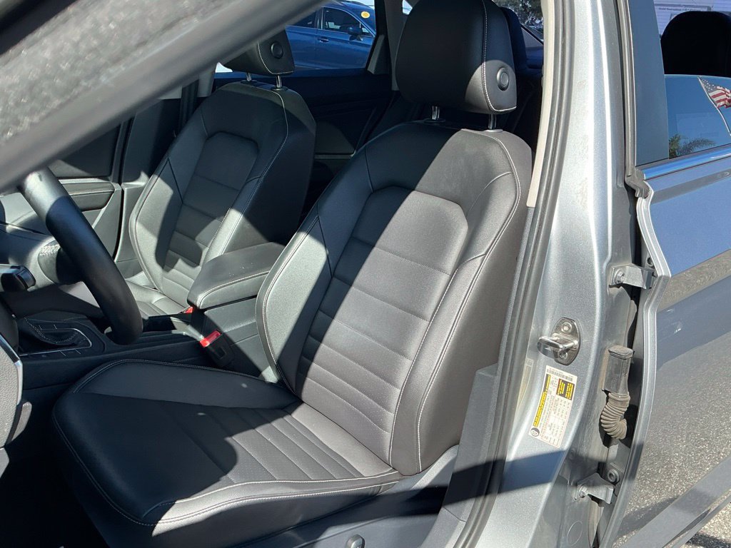 Used 2022 Volkswagen Jetta SE FWD image 27