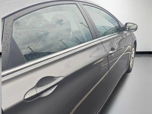 Used 2011 Hyundai Sonata GLS FWD image 10
