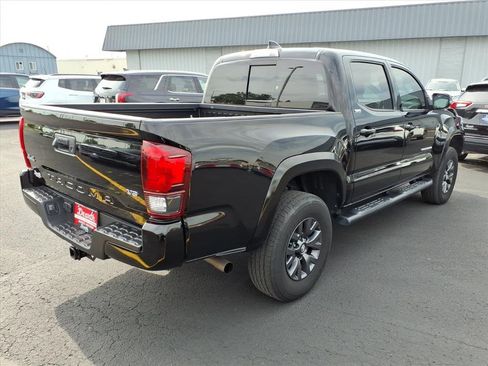 Used 2023 Toyota Tacoma SR5 image 3