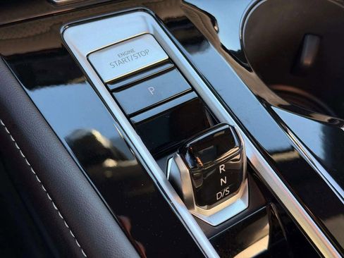 Used 2024 Volkswagen Atlas Cross Sport SEL Premium R-Line image 35