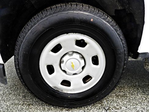 Used 2018 Chevrolet Colorado W/T w/ WT Convenience Package image 17