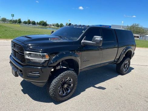 Used 2024 RAM 3500 Laramie w/ Night Edition AWD/4WD image 3