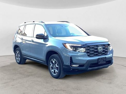 Used 2023 Honda Passport TrailSport image 7