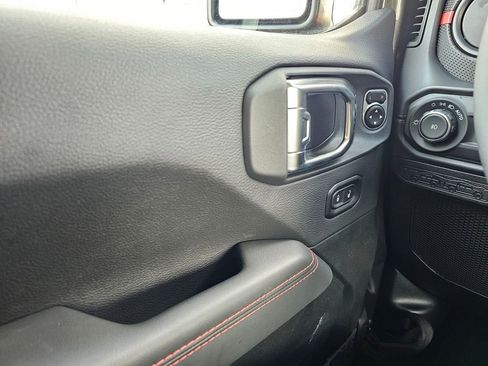 New 2026 Jeep Wrangler Unlimited Rubicon w/ Xtreme 35 Tire Package image 18