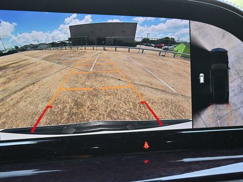 Used 2021 Cadillac Escalade ESV Sport Platinum RWD image 14