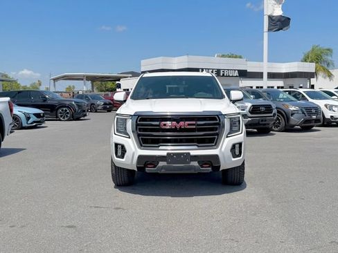 Used 2024 GMC Yukon XL AT4 w/ Technology Package AWD/4WD image 2