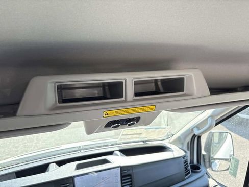 New 2026 Ford Transit 250 148 Medium Roof RWD image 17