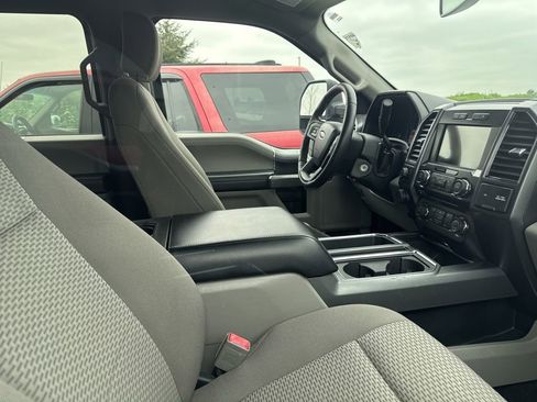 Used 2018 Ford F150 XLT w/ Equipment Group 302A Luxury AWD/4WD image 7
