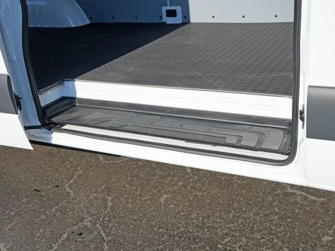 Used 2026 Mercedes-Benz Sprinter 2500 image 7