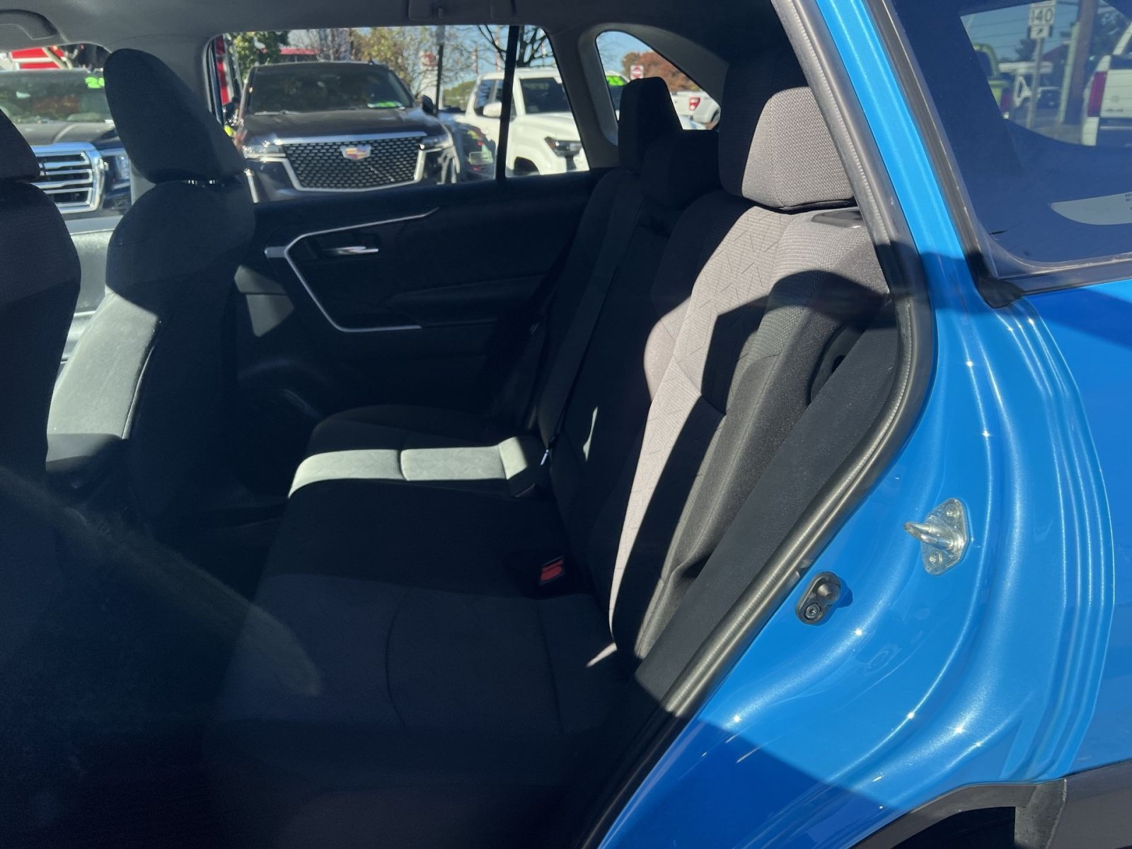 Used 2021 Toyota RAV4 XLE AWD/4WD image 23