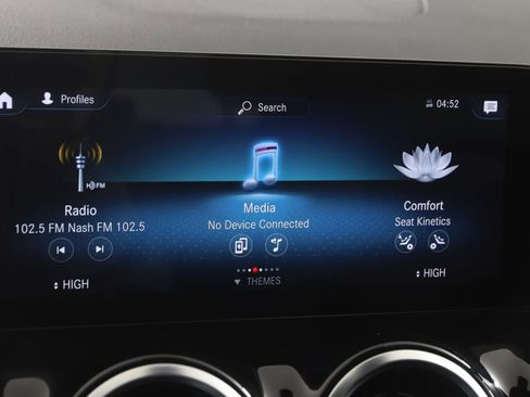 Used 2022 Mercedes-Benz GLA 250 4MATIC image 34