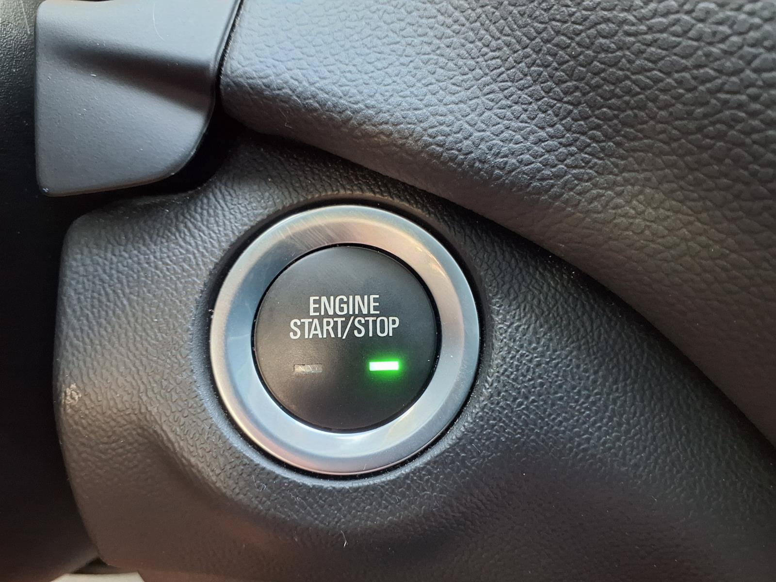 Used 2021 Chevrolet Equinox LT FWD image 12