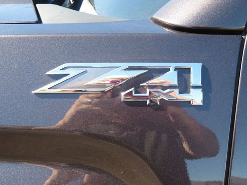 Used 2015 GMC Sierra 1500 SLT w/ SLT Crew Cab Value Package image 14