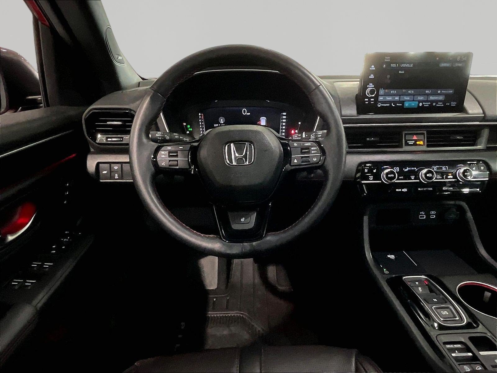 Used 2025 Honda Pilot Black Edition image 8