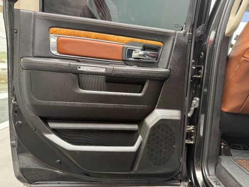 Used 2018 RAM 2500 Longhorn w/ Snow Chief Group image 33