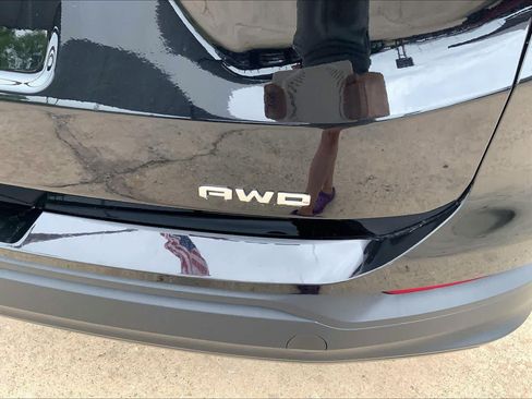 Certified 2024 GMC Terrain SLE AWD/4WD image 10