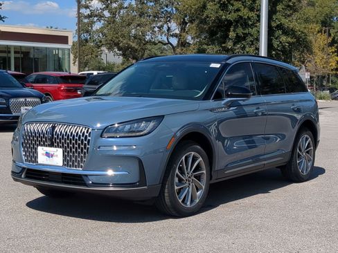 New 2026 Lincoln Corsair Premiere image 7