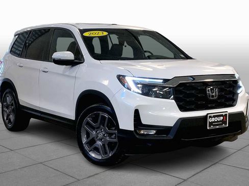 Used 2023 Honda Passport EX-L image 2