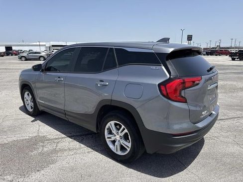 Used 2021 GMC Terrain SLE FWD image 8