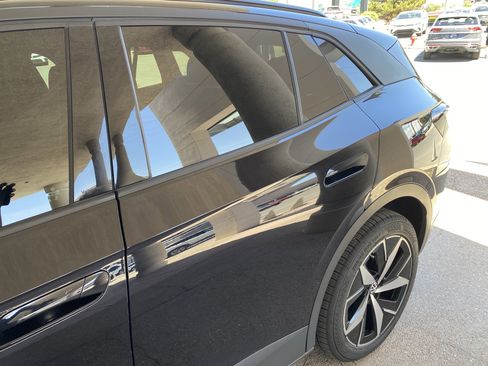 Used 2023 Volkswagen ID.4 Pro S AWD/4WD image 54