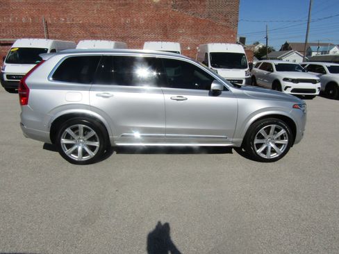 Used 2019 Volvo XC90 T6 Inscription w/ Advanced Package AWD/4WD image 2