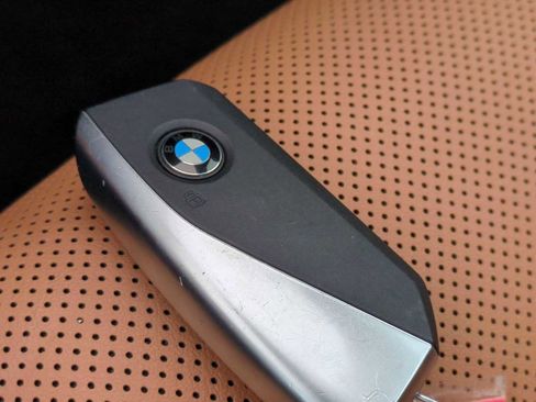 Certified 2024 BMW X5 xDrive50e w/ Premium Package image 35