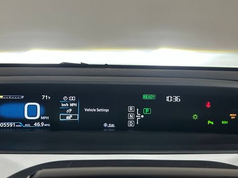 Used 2018 Toyota Prius Four FWD image 63
