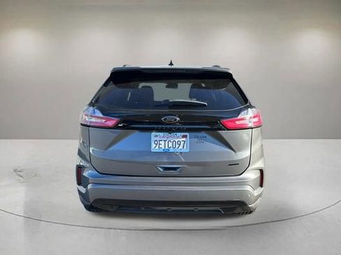 Certified 2022 Ford Edge SE w/ Black Appearance Package AWD/4WD image 3