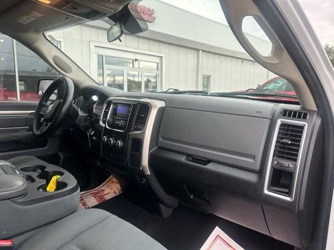 Used 2013 RAM 1500 Classic SLT RWD image 11