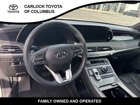 Used 2022 Hyundai Palisade Calligraphy image 10