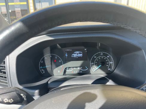 Used 2023 Ford Transit 350 XLT image 39