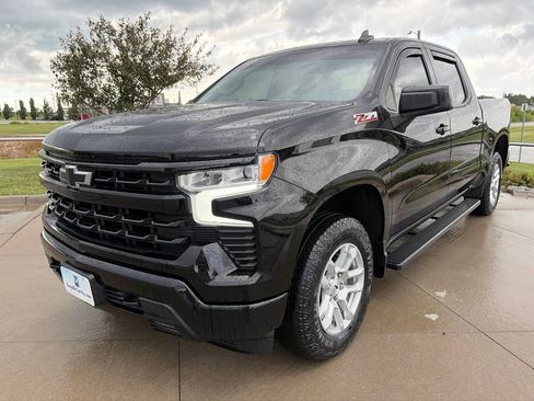 Used 2022 Chevrolet Silverado 1500 RST AWD/4WD image 4