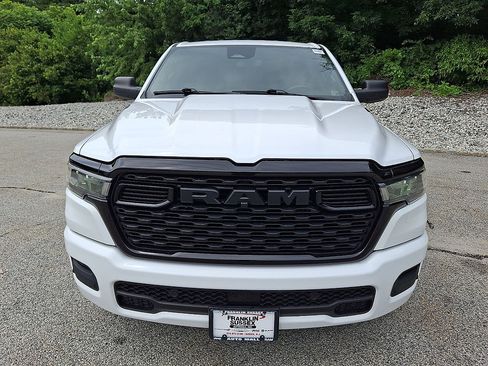 Certified 2025 RAM 1500 Tradesman w/ Night Edition AWD/4WD image 28