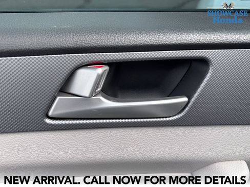 Used 2016 Hyundai Sonata SE FWD image 8