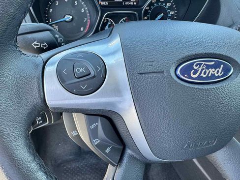Used 2014 Ford Focus Titanium FWD image 40