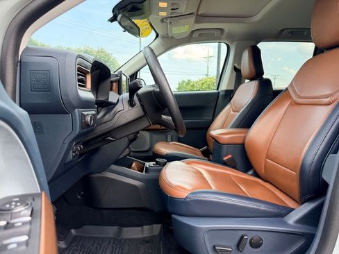 Certified 2022 Ford Maverick Lariat w/ Lariat Luxury Package AWD/4WD image 28