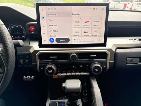 Certified 2024 Toyota Tacoma TRD Off-Road AWD/4WD image 27