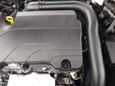 Used 2024 Chevrolet Malibu LT image 35