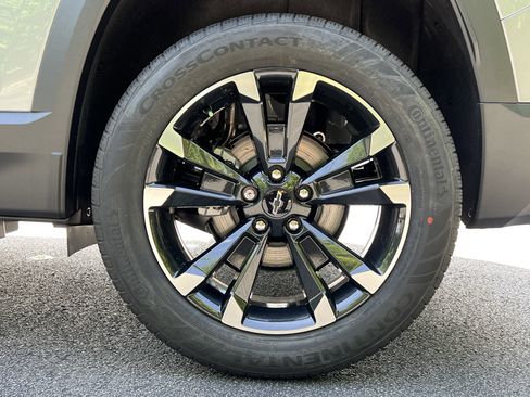 New 2026 Chevrolet Equinox RS w/ Safety and Technology Package FWD image 40