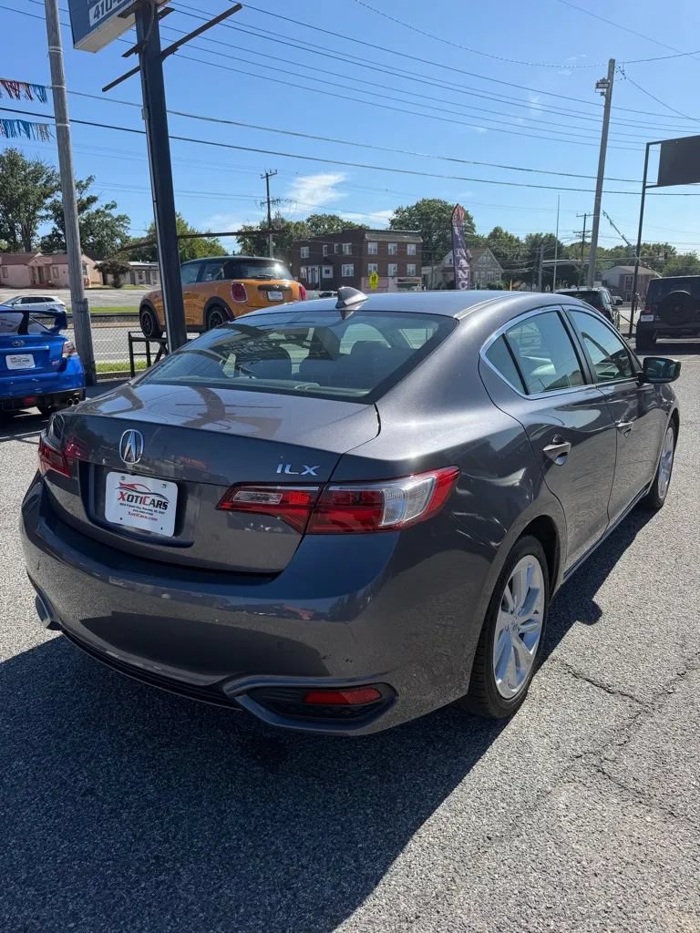 Used 2018 Acura ILX FWD image 6