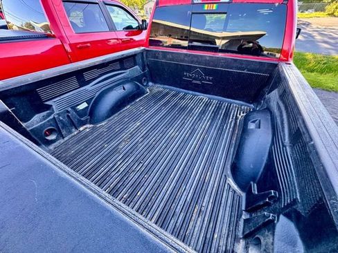Used 2021 RAM 1500 Big Horn AWD/4WD image 7