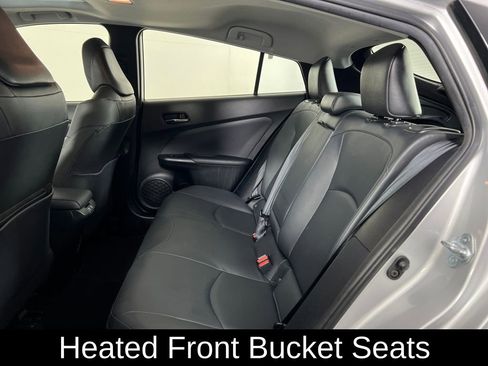 Used 2022 Toyota Prius XLE w/ Premium Convenience Package image 16