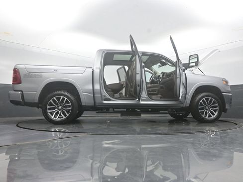 Used 2025 RAM 1500 Limited AWD/4WD image 63